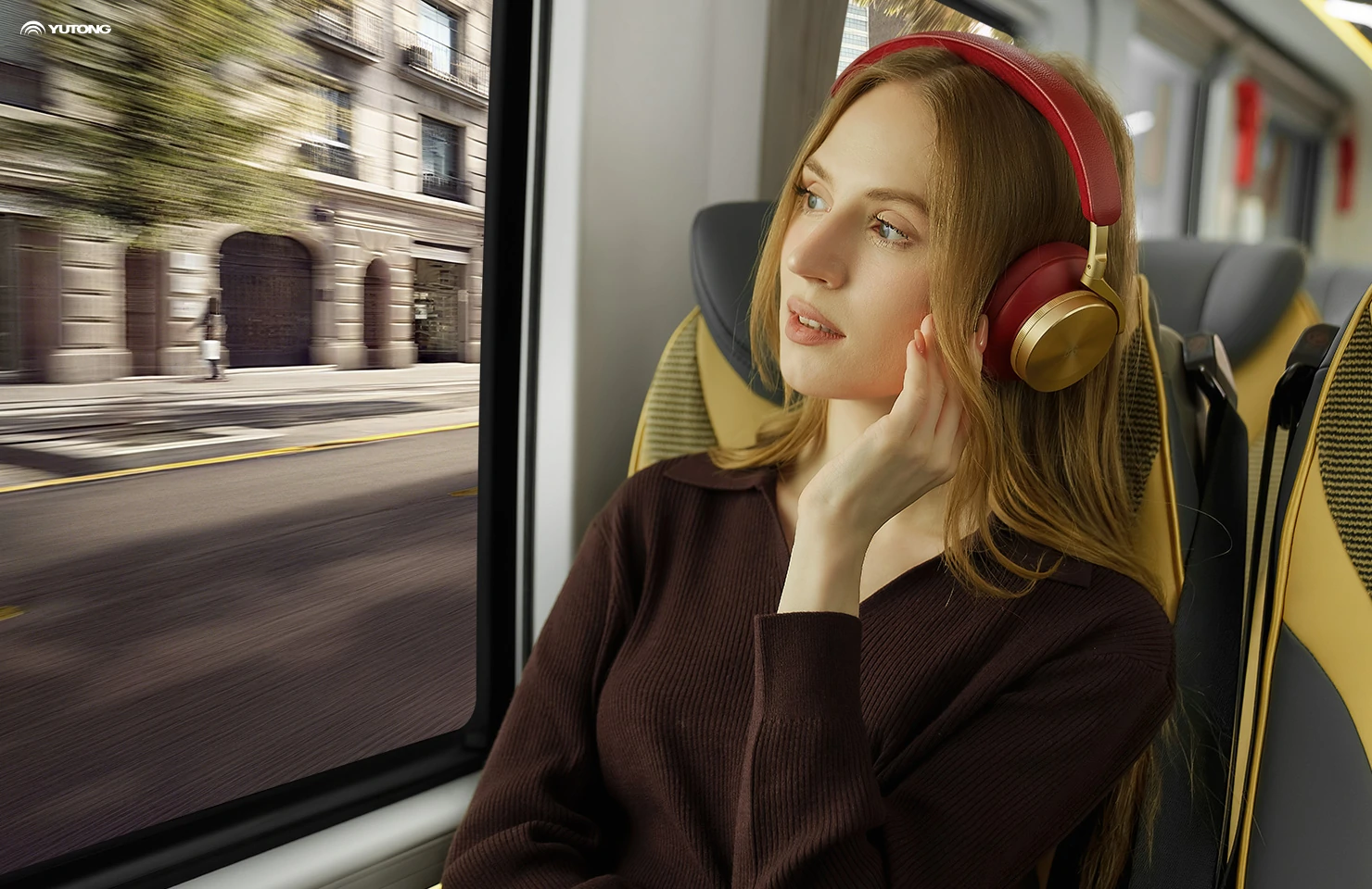 Yutong left-hand drive diesel coach T12 debuts: superior reliability for premium travel Yutong left-hand drive diesel coach T12 debuts: superior reliability for premium travel