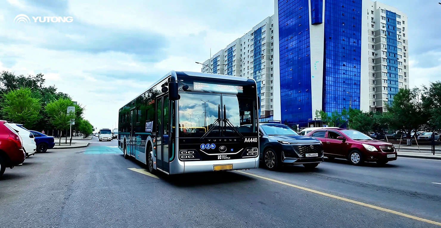 Operating in 206 cities, Yutong hybrid buses have won global market recognition through real-world operation Operating in 206 cities, Yutong hybrid buses have won global market recognition through real-world operation