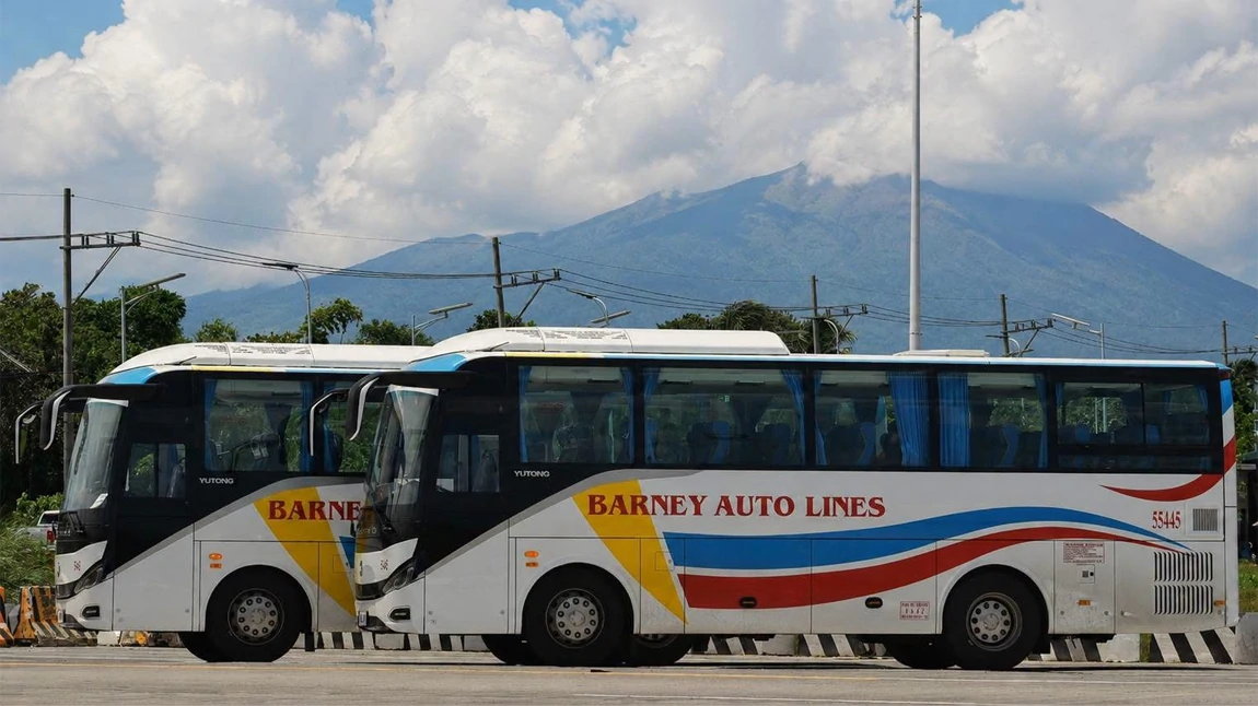 Yutong C9: Raising the Standards for Mid-Coaches in the Philippines A New Standard of Comfort, Safety, and Performance