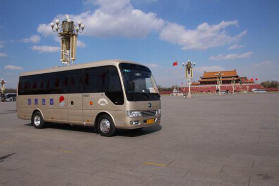 Yutong high-end business vehicle T7 makes a splash Yutong high-end business vehicle T7 makes a splash